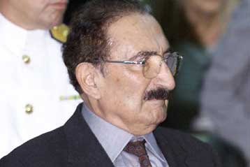 Έκκληση Ετζεβίτ προς Μπους για ευρύ διάλογο με την Αγκυρα αναφορικά με το Ιράκ