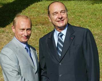 Αμφότερες φιλοφρονήσεις από Πούτιν – Σιράκ στη συνάντησή τους στο Σότσι