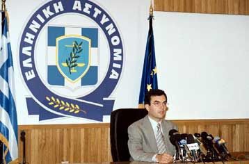 Παραδέχτηκε τη συμμετοχή του στη 17Ν ο Κ.Καρατσόλης – Αρνείται τα πάντα ο Ηρ.Κωστάρης