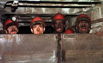 Τρεις νεκροί και τρεις σοβαρά τραυματισμένοι από έκρηξη σε ορυχείο της Ουκρανίας