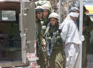 Σε συμβιβαστική λύση οδηγούνται Ισραηλινοί και Παλαιστίνιοι στο θέμα των απελάσεων