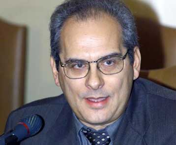 Πάγωμα των αυξήσεων στις αντικειμενικές αξίες ζητά από την κυβέρνηση η ΠΟΜΙΔΑ