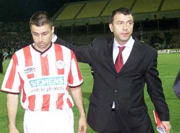 Αισιόδοξος, παρά τον τραυματισμό Κωστούλα, ο Τάκης Λεμονής