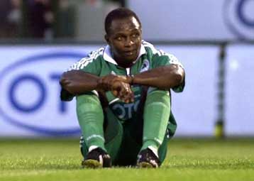 Οριστικό ναυάγιο στη μετακίνηση του Ολισαντέμπε στην Αγγλία – Επιστρέφει στον ΠΑΟ