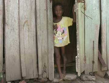 Ανισότητα και διαφθορά απειλούν ανοικτά τη Δημοκρατία, προειδοποιούν τα Ηνωμένα Έθνη