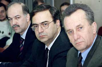 Στα τέλη Ιουλίου «κλείνει» ο προϋπολογισμός του 2003