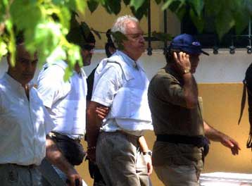 Στροφή των συλλήψεων στα ιδρυτικά στελέχη της 17Ν – Εξετάζονται «περίεργοι» θάνατοι