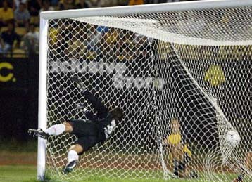 Σφιγμένη το α ημίχρονο η ΑΕΚ επικράτησε τελικά της Προοδευτικής 4-0