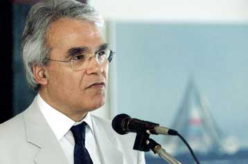 Ο Χ.Αγραπίδης υπέρ της ανακατασκευής του Σταδίου Καραϊσκάκη από τον Ολυμπιακό