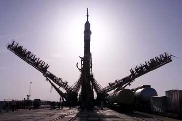 Ταξιδέψτε στο Διάστημα με 100.00 ευρώ (μόνο) λέει η «ειδικευμένη» Space Adventures