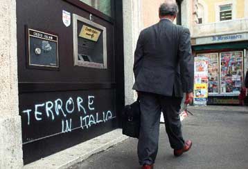 Διαψεύδουν οι Ερυθρές Ταξιαρχίες ότι «υπογράφουν» τις πρόσφατες προκηρύξεις