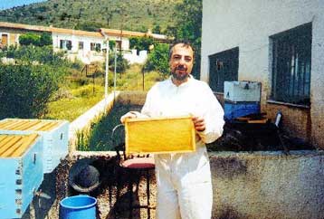 Ανθρωποκυνηγητό της ΕΛ.ΑΣ. για Κουφοντίνα, «Σαρδανάπαλο», «Αρη» και «Αννα»