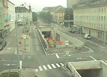 Είκοσι επτά τραυματίες από έκρηξη χειροβομβίδας σε ντισκοτέκ της Αυστρίας