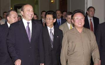 Έτοιμη για άνευ όρων συνομιλίες με ΗΠΑ και Ιαπωνία εμφανίζεται η Β.Κορέα