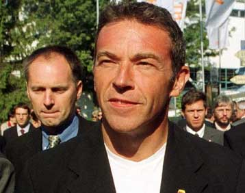 Κόμματα και διεθνή γνώμη καταδικάζουν ακροδεξία σύναξη υπό τον Χάιντερ στην Αυστρία