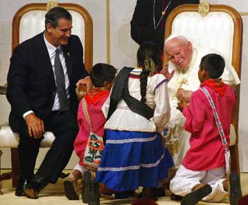Με την επίσκεψή του στο Μεξικό κλείνει την περιοδεία του στην Αμερική ο Πάπας