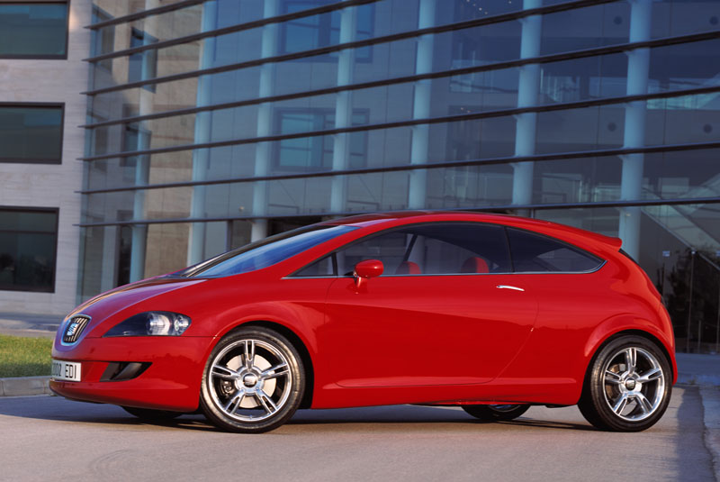 Μεσαίο πολυμορφικό από τη Seat το 2004