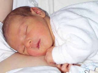 Η επιλόχεια κατάθλιψη χρήζει έγκαιρης διάγνωσης και αντιμετώπισης