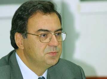 Η στενότητα στον προϋπολογισμό περιορίζει τις φοροελαφρύνσεις