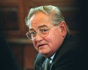 Αμετάβλητα στο 4% διατήρησε τα επιτόκια η Τράπεζα της Αγγλίας