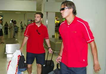 Στην Ελλάδα για την τελική ευθεία ο Ολυμπιακός