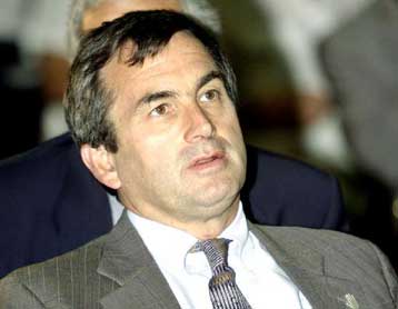 Δεν έχουμε τον Κουφοντίνα, δηλώνει ο Αμερικανός πρεσβευτής