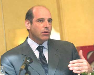 Συνέχιση του διαλόγου για τη φορολογική μεταρρύθμιση επιθυμούν οι βιομήχανοι