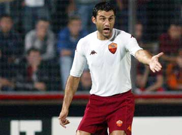 Κάλεσε τον Δέλλα ο Ρεχάγκελ στην εθνική, ποδαρικό για Μανωλά