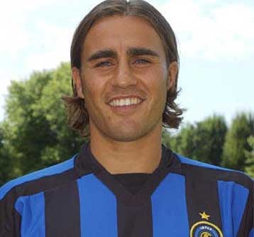 Δυναμώνει και την άμυνά της Ίντερ με την απόκτηση του Καναβάρο