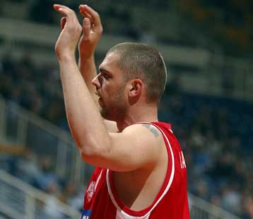 Διπλός ρόλος για Σούμποτιτς, προπονητής και γενικός διευθυντής στην ΚΑΕ Ολυμπιακός