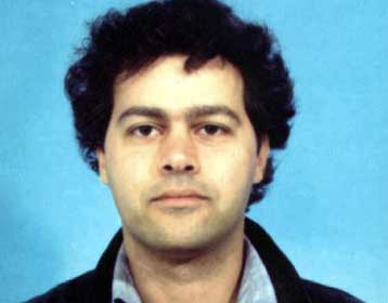 Διαφοροποιήσεις από την προανάκρισή του προκύπτουν στην απολογία του Σάββα Ξηρού