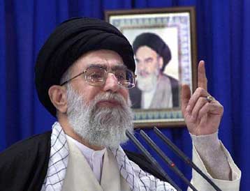 Με τον Χίτλερ παρομοιάζει τον Τζορτζ Μπους ο πνευματικός ηγέτης του Ιράν