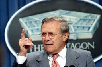 Μακροχρόνια η στρατιωτική παρουσία των ΗΠΑ στο Αφγανιστάν προειδοποιεί ο Ράμσφελντ