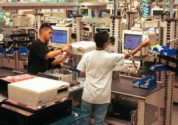 Αύξηση 16% σημείωσαν τα κέρδη της Dell στο β΄τρίμηνο – Αισιοδοξία για τη συνέχεια