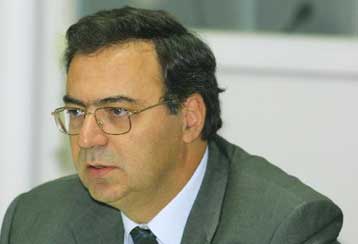 Έντονες ανησυχίες στο οικονομικό επιτελείο για την πορεία του πληθωρισμού