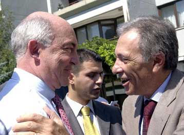 Επικριτικός ο Τζεμ κατά του Ντερβίς για την άρνησή του να ενταχθεί στη Νέα Τουρκία