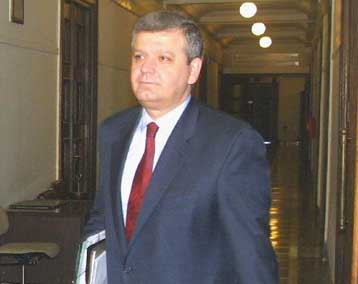 Χρ.Πρωτόπαπας: Τρομοκρατία – Κυπριακό – 2004, οι τρεις στόχοι της κυβέρνησης