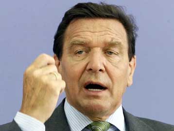 Κανένα πρόβλημα στις σχέσεις Γερμανίας – ΗΠΑ εξαιτίας του Ιράκ, δηλώνει ο Σρέντερ