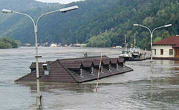 Ανθρωπιστική βοήθεια στην Τσεχία αποστέλλουν οι ΗΠΑ εξαιτίας της κακοκαιρίας