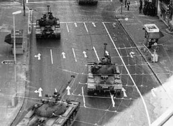 Φως στο πραξικόπημα της 21ης Απριλίου ρίχνουν τα αρχεία του Στέιτ Ντιπάρτμεντ