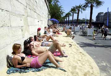 Πάνω από δύο εκατομμύρια οι επισκέπτες της… παραλίας του Σηκουάνα