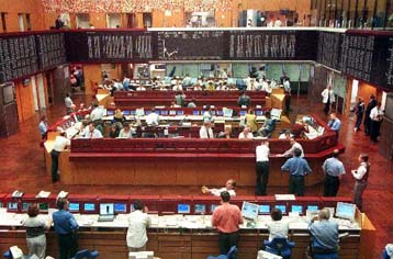 Σε αρνητικό έδαφος γύρισαν την Τρίτη τα κυριότερα ευρωπαϊκά χρηματιστήρια