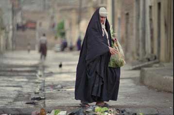 Για κύμα προσφύγων από ενδεχόμενη επίθεση των ΗΠΑ στη Βαγδάτη προετοιμάζεται η Αγκυρα