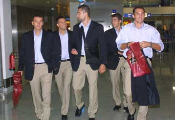 Η ρουμανική πρόβα τζενεραλε της εθνικής ποδοσφαίρου εν όψει προκριματικών ΕURO 2004