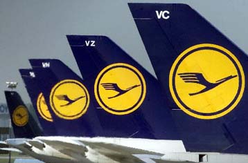 Αύξησε τα λειτουργικά κέρδη της η Lufthansa και περιόρισε τις καθαρές ζημίες