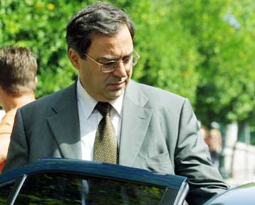 Εντείνει τις προσπάθειες για περιορισμό του πληθωρισμού η κυβέρνηση