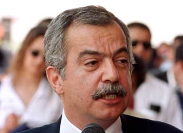 Να ορίσει ημερομηνία ενταξιακών διαπραγματεύσεων ζητά από την ΕΕ ο Γκιουρέλ