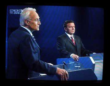 Σρέντερ και Στόιμπερ διασταύρωσαν τα ξίφη τους στην πρώτη τηλεοπτική «μονομαχία»