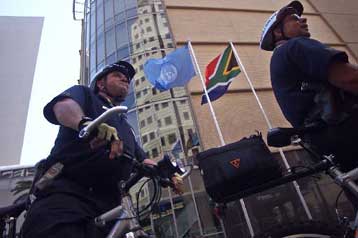 Αρχισαν τη Δευτέρα οι εργασίες της Συνόδου για τη Γη στο Γιοχάνεσμπουργκ