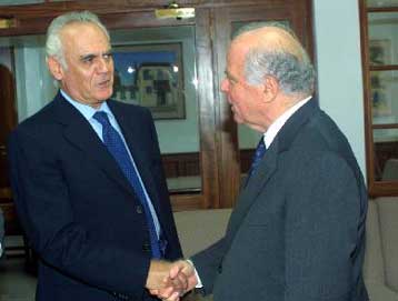 Υπεγράφησαν τρεις συμφωνίες αναπτυξιακής συνεργασίας Ελλάδας – Κύπρου